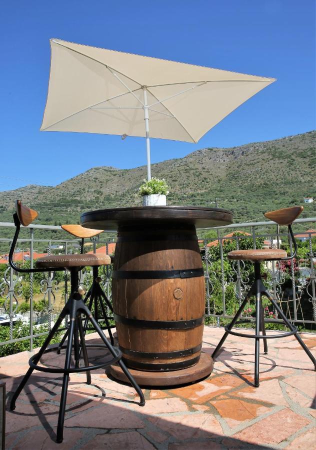"Elegant & Quiet House" Apartamento Igoumenitsa Exterior foto