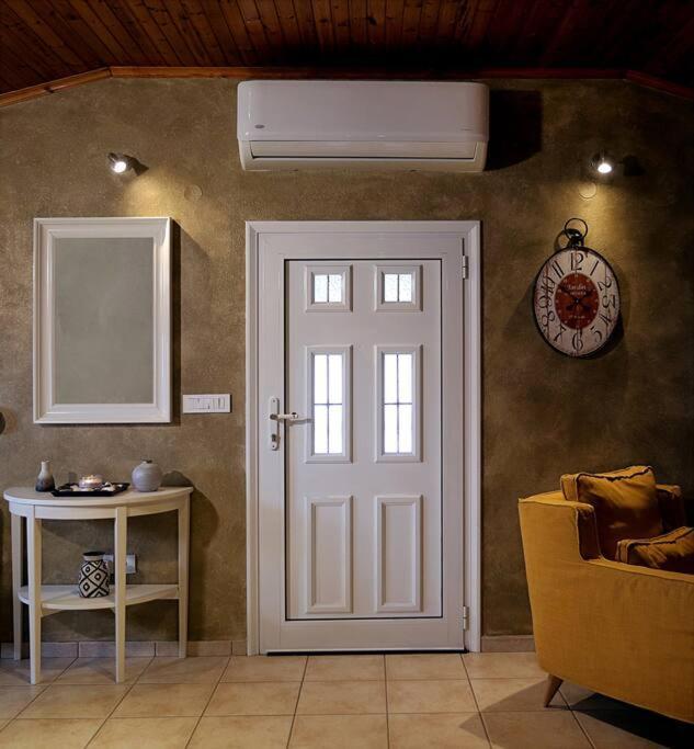 "Elegant & Quiet House" Apartamento Igoumenitsa Exterior foto