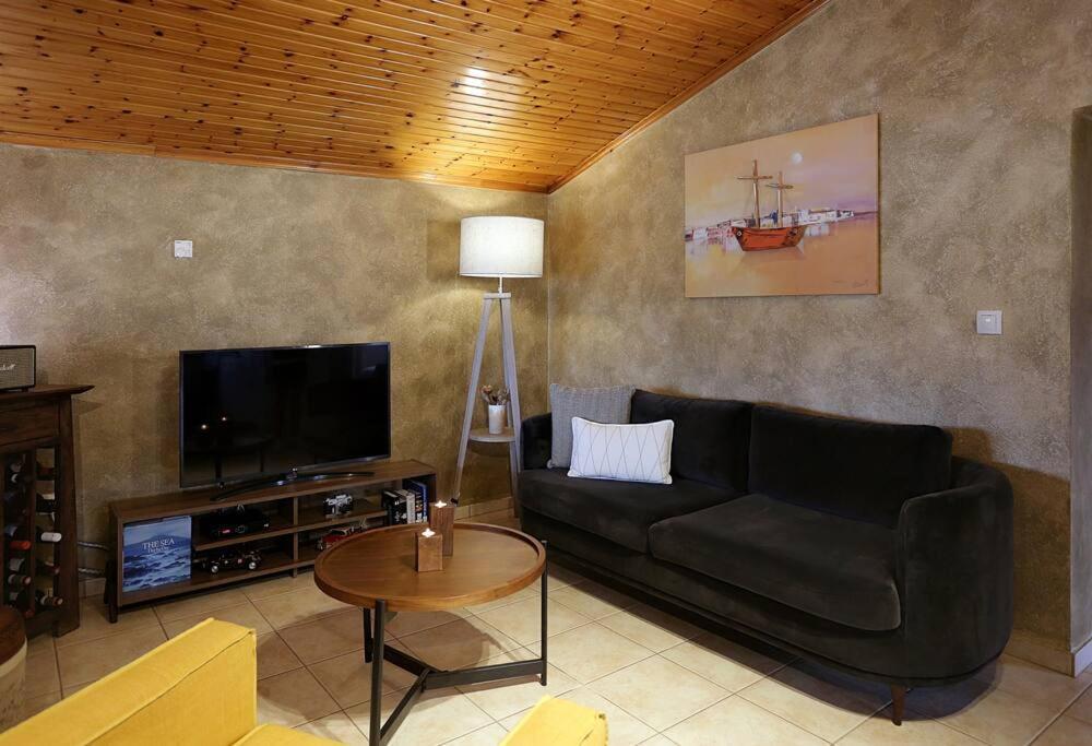 "Elegant & Quiet House" Apartamento Igoumenitsa Exterior foto